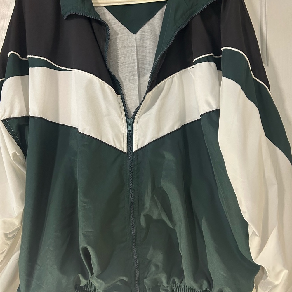 Vintage Green and White Windbreaker XL Jacket